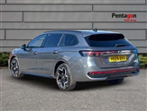 Volkswagen Passat Image 2