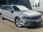 Volkswagen Passat Image 1