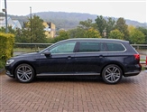 Volkswagen Passat Image 4