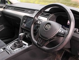 Volkswagen Passat Image 6
