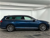 Volkswagen Passat Image 4