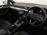 Volkswagen Passat Image 6