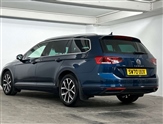 Volkswagen Passat Image 3