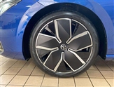 Volkswagen Passat Image 6