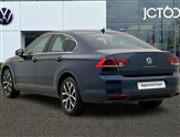 Volkswagen Passat Image 3