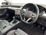 Volkswagen Passat Image 6