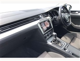 Volkswagen Passat Image 2