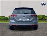 Volkswagen Passat Image 4