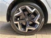 Volkswagen Passat Image 5