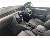 Volkswagen Passat Image 2
