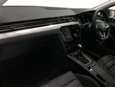 Volkswagen Passat Image 2
