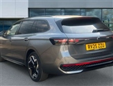 Volkswagen Passat Image 3