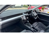 Volkswagen Passat Image 2