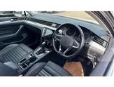 Volkswagen Passat Image 6