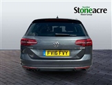 Volkswagen Passat Image 4