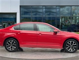 Volkswagen Passat Image 4