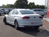 Volkswagen Passat Image 3