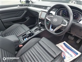 Volkswagen Passat Image 2