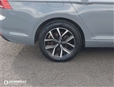 Volkswagen Passat Image 5