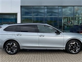 Volkswagen Passat Image 4