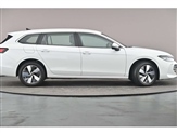 Volkswagen Passat Image 4