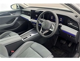 Volkswagen Passat Image 6
