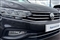Volkswagen Passat Image 9