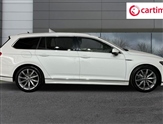 Volkswagen Passat Image 2
