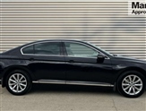 Volkswagen Passat Image 2