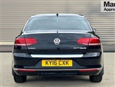 Volkswagen Passat Image 4