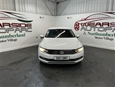 Volkswagen Passat Image 2