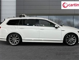 Volkswagen Passat Image 2