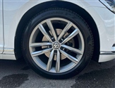 Volkswagen Passat Image 5