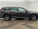 Volkswagen Passat Image 4