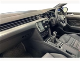 Volkswagen Passat Image 2