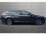 Volkswagen Passat Image 4