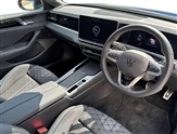 Volkswagen Passat Image 6