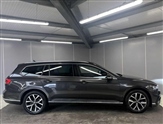 Volkswagen Passat Image 4