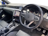 Volkswagen Passat Image 6