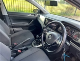 Volkswagen Polo Image 2