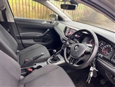 Volkswagen Polo Image 2