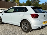 Volkswagen Polo Image 2
