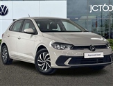 Volkswagen Polo Image 1