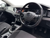 Volkswagen Polo Image 6