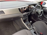 Volkswagen Polo Image 2