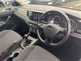 Volkswagen Polo Image 6
