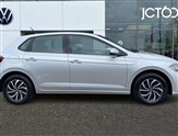 Volkswagen Polo Image 4