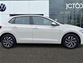 Volkswagen Polo Image 4