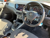 Volkswagen Polo Image 6
