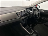 Volkswagen Polo Image 2